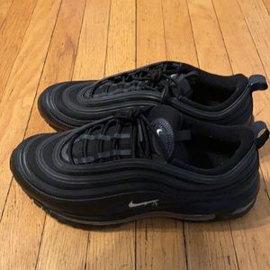 Black Air Max black with velvet limited black size 11